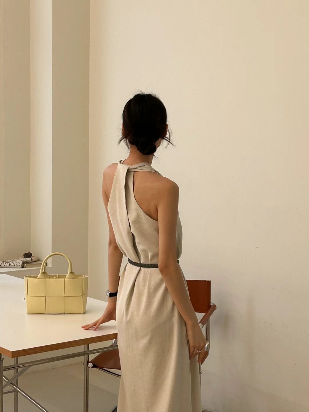 South Korea chic Summer Retro High Sense V Collar Waist-Tight Thin over the Knee Long Halter Vest Dress Women