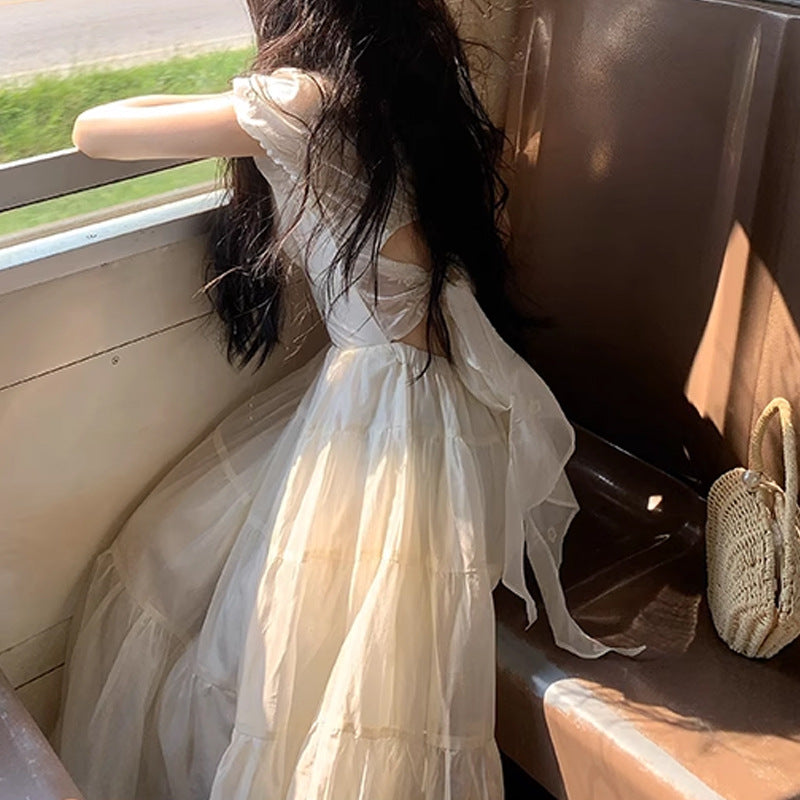 Summer V-neck Short Sleeve Waist-cinching Slimming Dress for Women with Elegant Puff Sleeves and Sweet Style