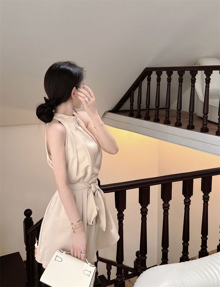 High-End Sleeveless Dress for Women, Summer Off-Shoulder Sexy Socialite Style, Waist-Cinching Tie Short Dress