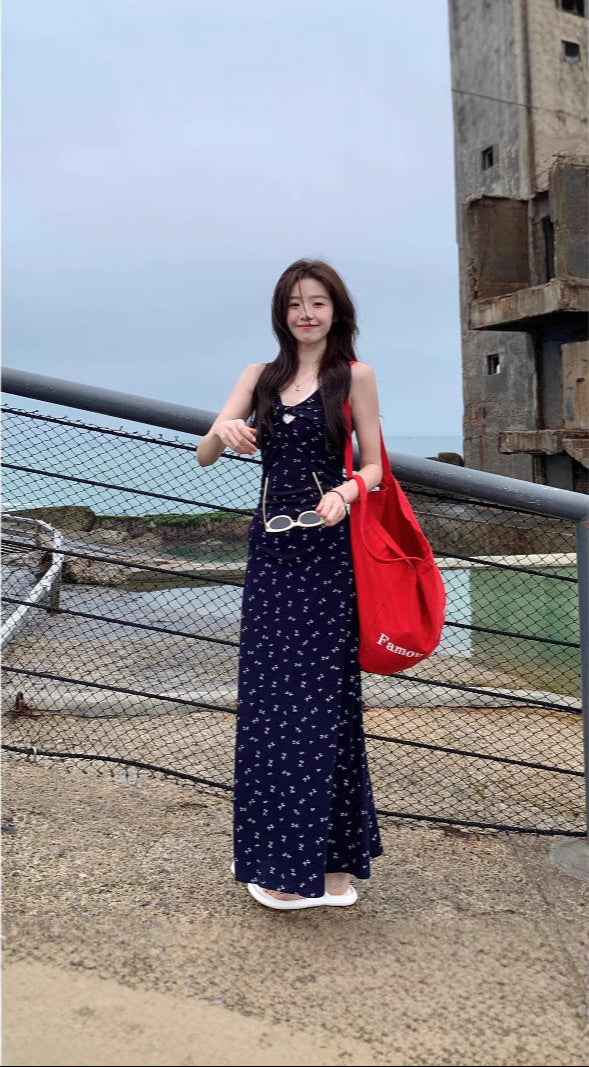 French Style Lace Hanging Neck V-Neck Floral dress Women's Summer New Waist Design Vacation Long Dress