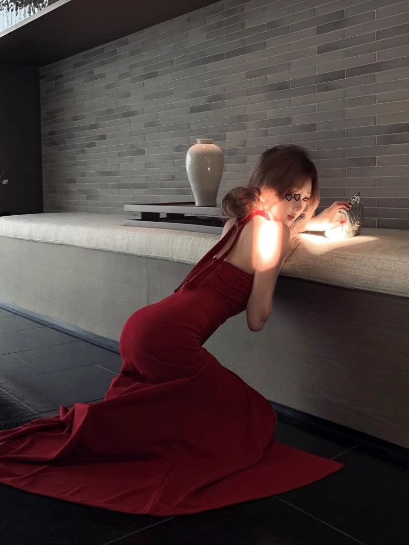 Red Three-Dimensional Flower Halter Neck Dress for Women, Summer Slim Fit Long Dress, Pure Desire Waist-Cinching Slit Bodycon Dress