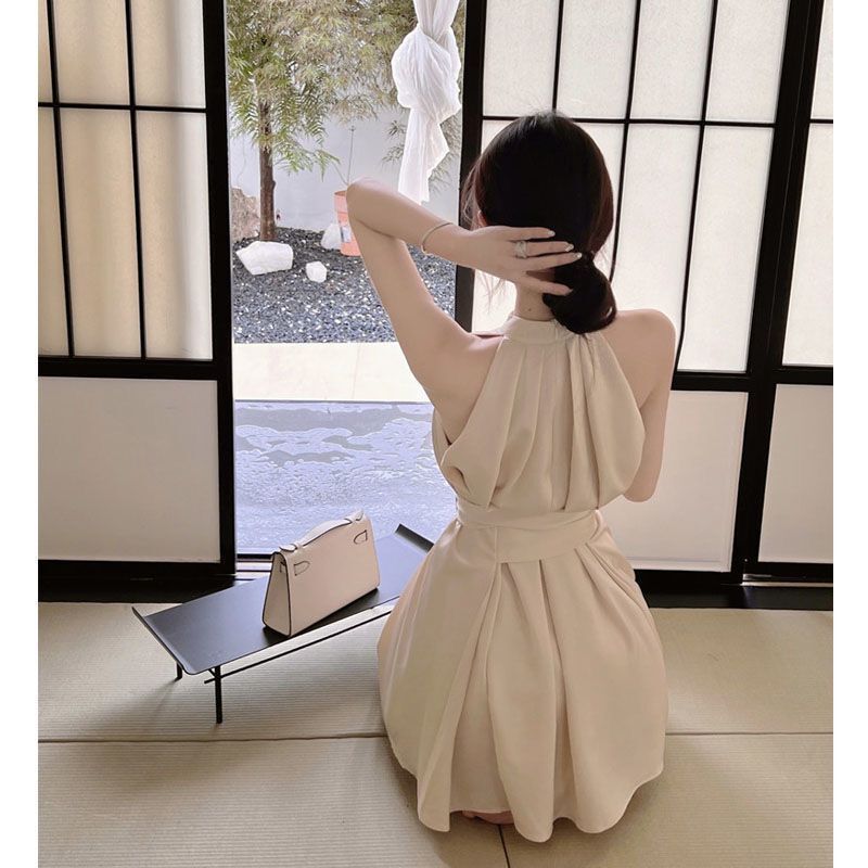 High-End Sleeveless Dress for Women, Summer Off-Shoulder Sexy Socialite Style, Waist-Cinching Tie Short Dress