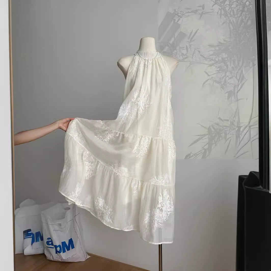 French Style Gentle Off-Shoulder Halter Dress for Women Summer New Elegant Princess Vacation Beach Long Dress Wholesale