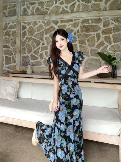 Plus Size Women's Summer Vacation Style Lace Elegant V-Neck Small Flutter Sleeve Rose Print Dress
