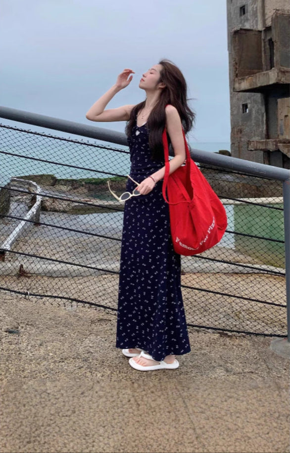 French Style Lace Hanging Neck V-Neck Floral dress Women's Summer New Waist Design Vacation Long Dress