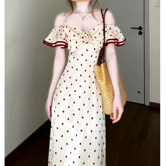 French Style Sweet and Spicy Girl Polka Dot Strap Dress for Women Summer Design Gentle Princess Dress Waist-Cinching Long Dress