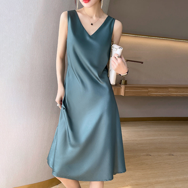 Acetate Satin High-End Summer Strap Dress for Women, Fashionable Versatile Sleeveless Elegant Dress for Outerwear