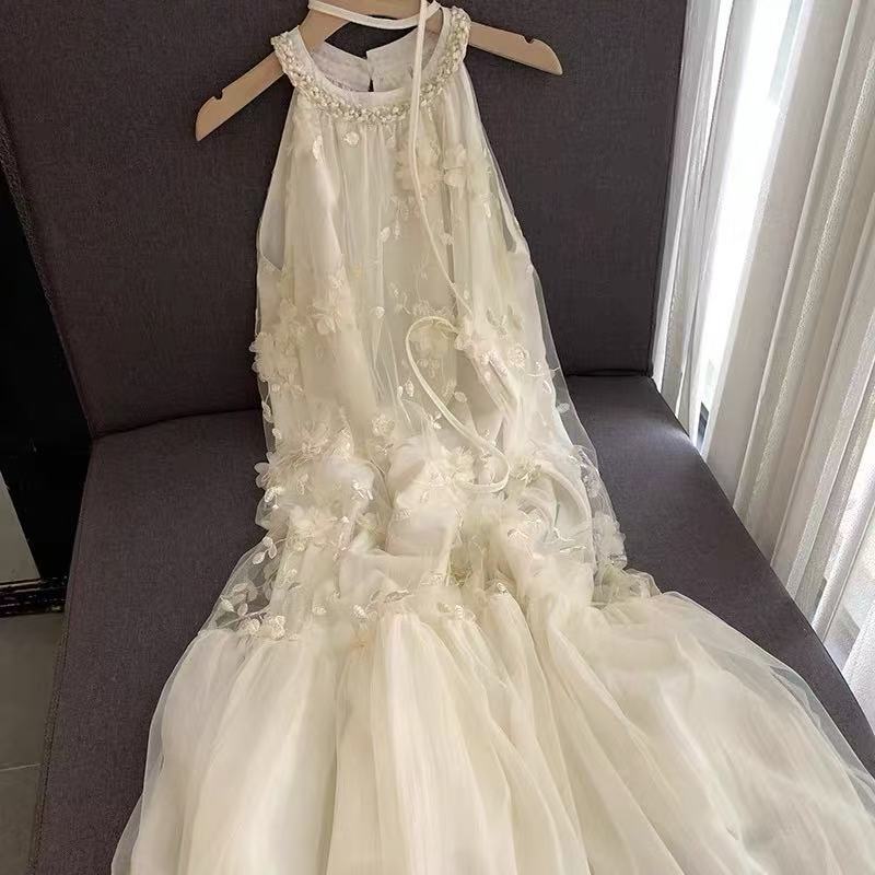 Lace Embroidered Vest Patchwork Long Sleeveless Fake Two-Piece Halter Dress