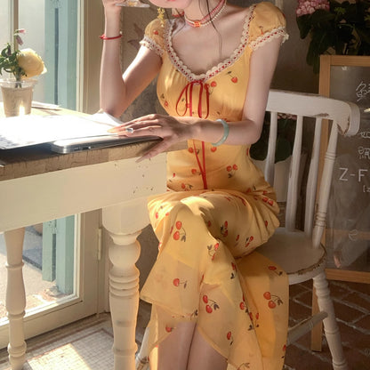 [Cherry Honey Brew] 2 Versions Summer Beach Vacation Style Lace Trim Little Cherry Floral Dress 2025