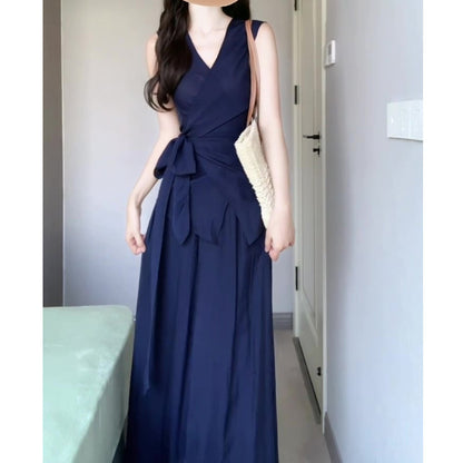 French Style Elegant Fashion Age-Reducing Sleeveless Tie Top with High-Waisted Skirt Two-Piece Set for Women